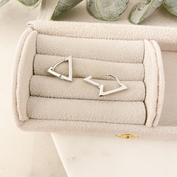 925 Sterling Silver Triangle Huggies Triangle Hoop Earrings Dainty Small Hoops - Picture 4 of 7